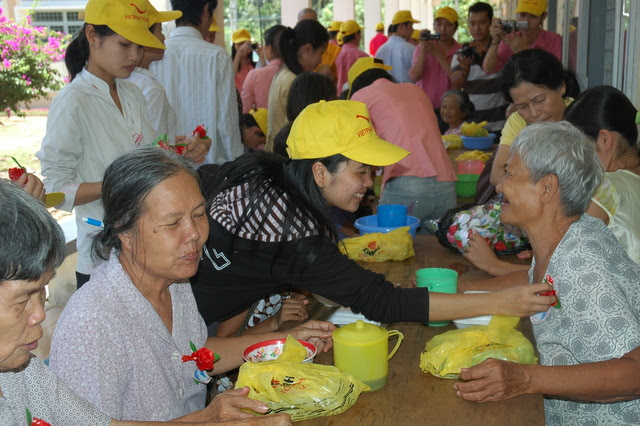 ​HÀNH TRÌNH YÊU THƯƠNG
